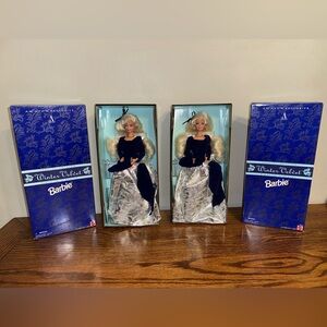 Barbie 1995 Avon Exclusive Special Edition Winter Velvet Barbie Doll